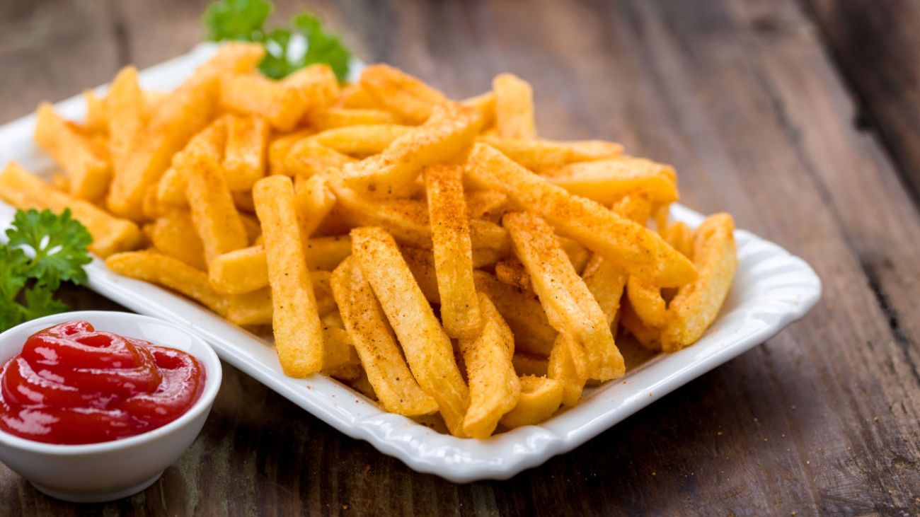 Fettverdauungsstörung und Fettstuhl, Pommes mit Ketchup
