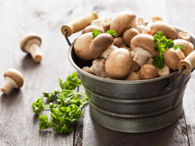 Durchfall durch Champignons, Topf voller Champignons